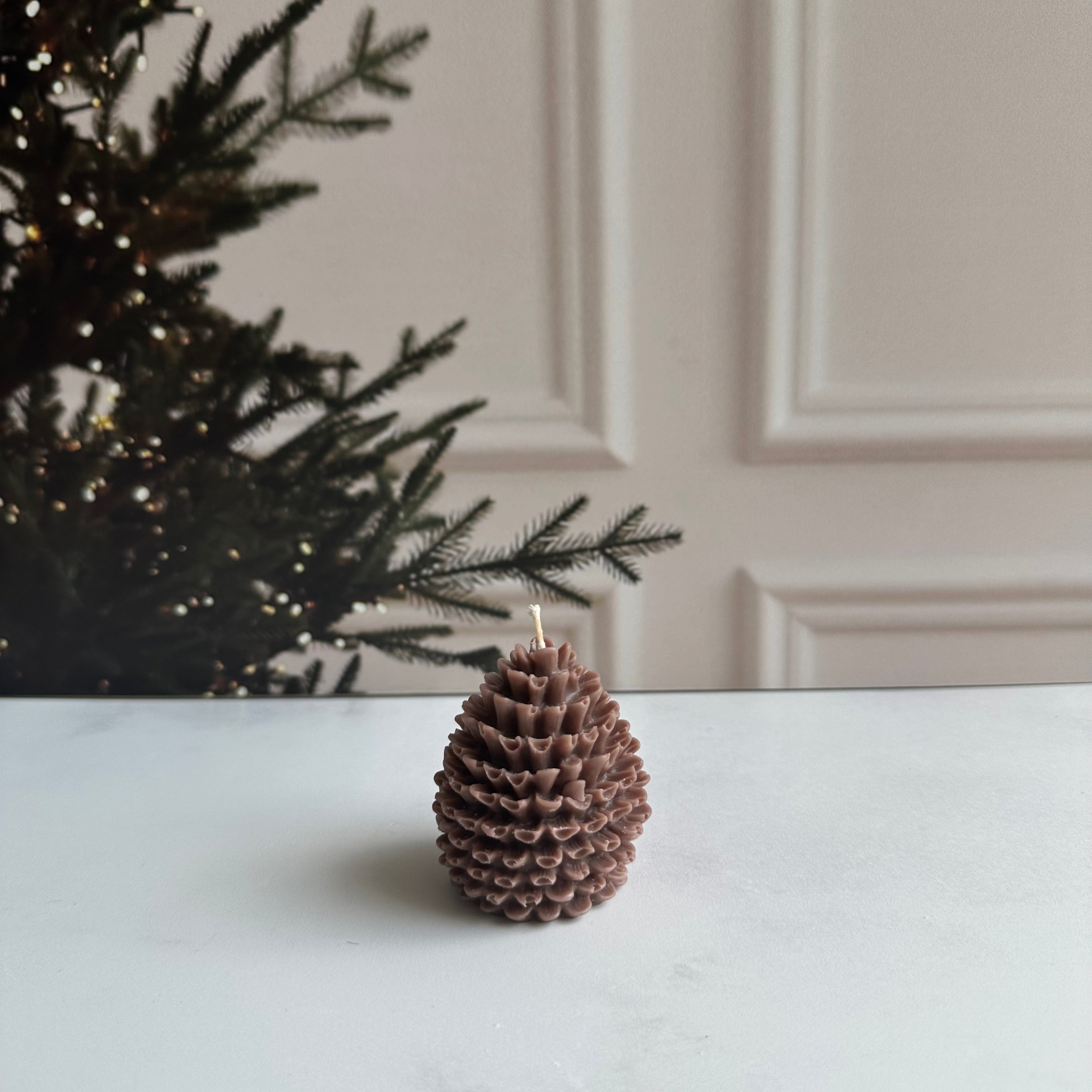 Mini Rustic Pinecones